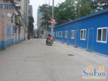 自住装修,户型方正,小区安静,停车方便,诚心出售