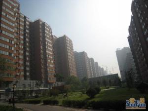 褡裢坡地铁200米大两居室