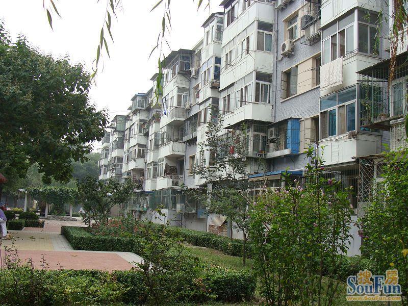 小区相关图
