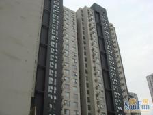酷特区,板楼带燃气开间,正对小区花园,满五年家庭一套。