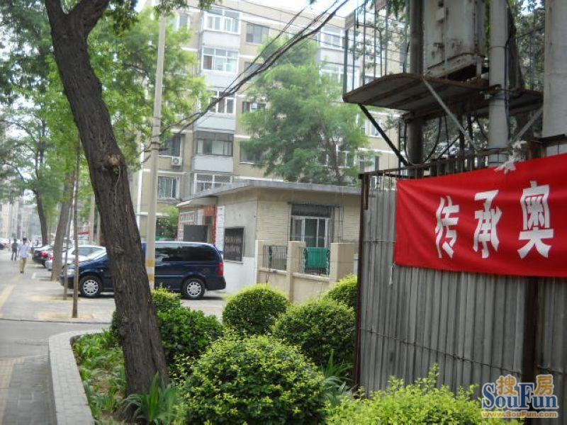 小区相关图