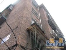 新星天新里私产一室中间楼层可贷款