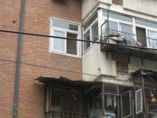 中环线荣强里 私产房 两室一厅