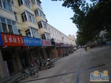 多层2楼 小区可停车 厕所在外边自家用 能洗澡