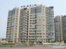 豪 华装修,临河观景,中 央空调,改装的地暖