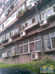 急售必卖好房灯市口南北通透两居采光好楼层好可以停车价格空间大