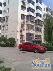 蚕种场小区3室1厅西东
