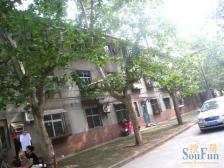 月季公园旁,户型方正,中间楼层,近地铁,锦艺城,