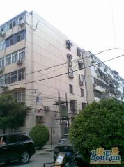 安德路47号院新登记一居室中间楼层看房方便