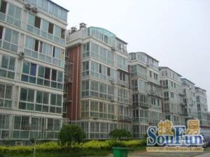 芳草园别墅13室1厅南北