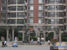 富翔天地 5室3厅 南 北