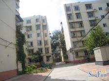 地铁口儿 一楼 可开个大院子 业主诚心出售