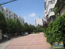 地铁口儿 一楼 可开个大院子 业主诚心出售