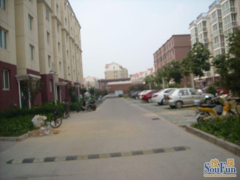 小区相关图