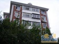 候台花园顶楼,户型好,业主诚心卖