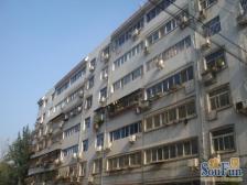 农科小47 单位家属院 双气 3室 停车方便 安静