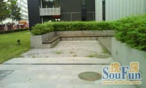 三空间 2室1厅 东 西