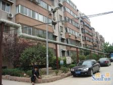 此房满五,带小房,中楼层,拎包入住,看房方便。