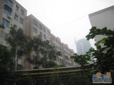 多层1楼,小区接集中供暖,诚心出售