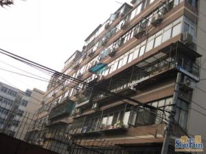 大羊坊路79号1室1厅西