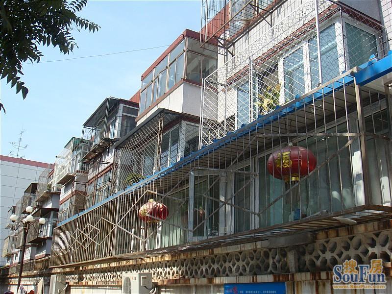 小区相关图