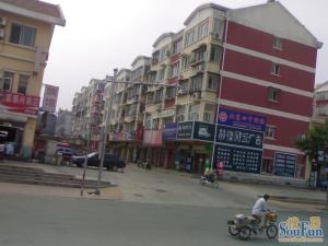 白檀小区正规两居