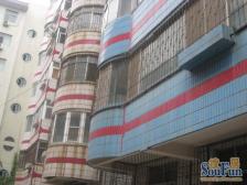 诚心出售,2楼双气.看房可约,能贷款