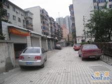 年代新电梯房,方方正正大标间,精装修即买即租!