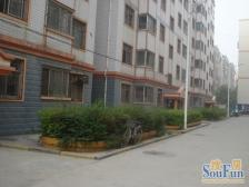 北龙湖畔,地铁口,别墅区,停车方便精装修有钥匙