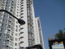 金水路地铁口,电梯三房,停车方便