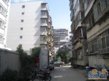 地铁口两房看房方便业主诚心出售