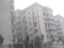 使用面积高,实用小三房,看房方便户型方正采光好