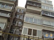 金顶街59号院2室1厅西南