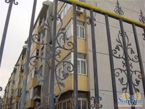 金顶街59号院2室1厅南北