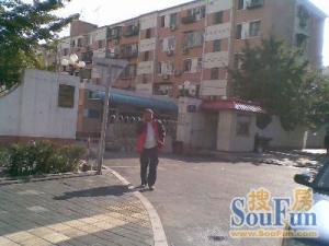 东城区交通部家属楼东西向两居室