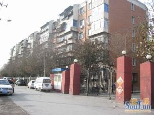 龙泉里大一室阳面采光好中楼层