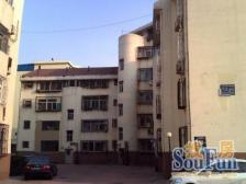 开发区 鸿港小区 南北通透小三室 随时看房 总价低