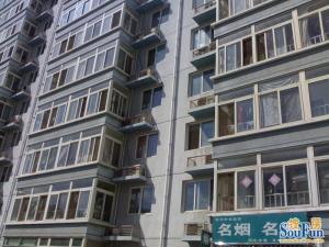 花园胡同8号院3室1厅南北