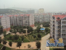 新上铁路南苑 单位宿舍 免费停车