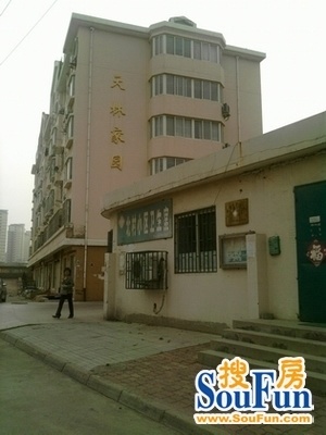 小区相关图