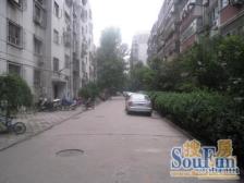 满五年三卧朝南,步梯房得房率高