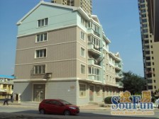 顺龙路 大3室户型 步梯洋房得房率高 小区平坦出门市场