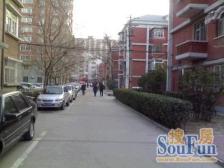 鲁谷74号院南院西南北大两居厨房卫生间空间大