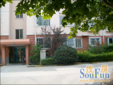 第六大街76号 5室2厅 南