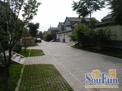 易郡实景图