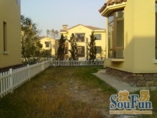 急售.两层纯独栋-300平大院-户型好-位置佳-看房方便