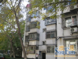 厂洼街7号院3室2厅南北