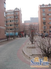 赛罕区东瓦窑东苑小区南门外内蒙医院师大农大南二环