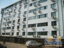 西城北二环六铺炕小区刚改造完楼龄新低楼层