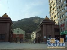 精装修的小户型 纯南 适合小两口过渡 老年人的养老房